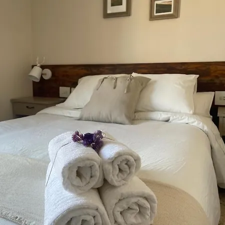 Fonda Peremiquel Hotel *