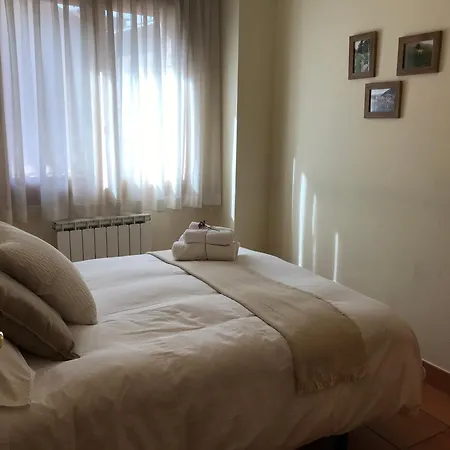 Fonda Peremiquel * Castellar De N'Hug