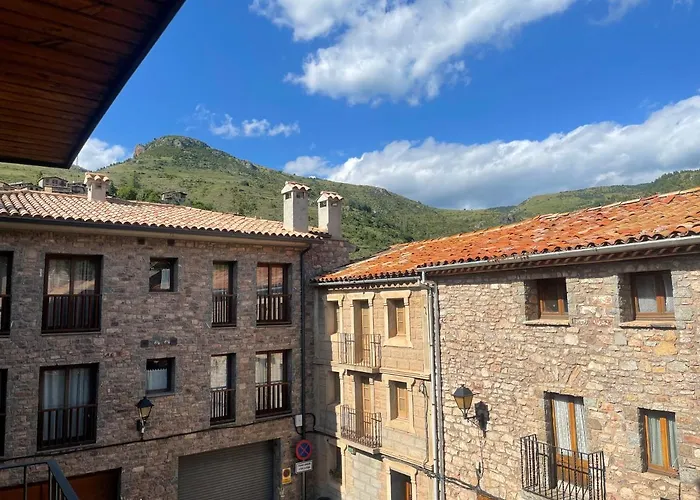 Fonda Peremiquel Hotel *