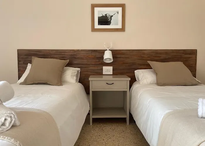Fonda Peremiquel Hotel *